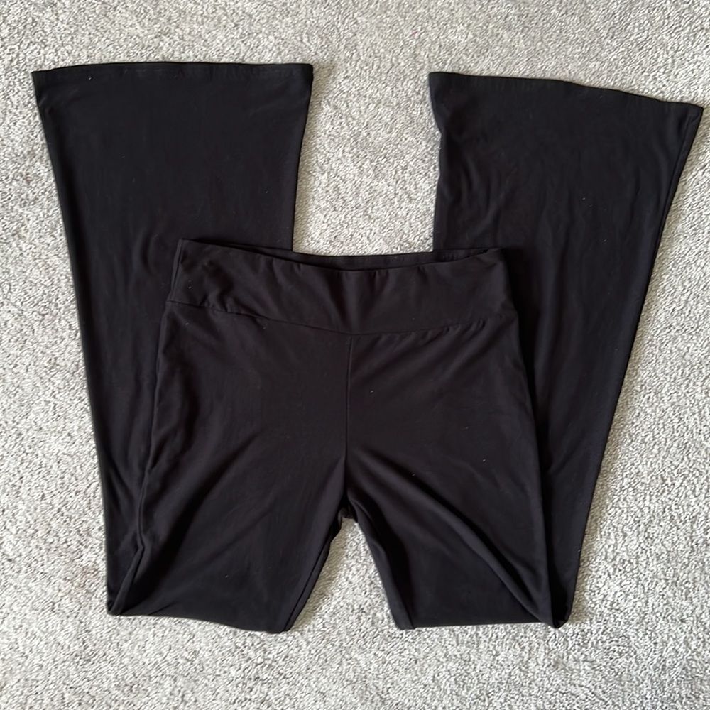 No boundaries bell leggings